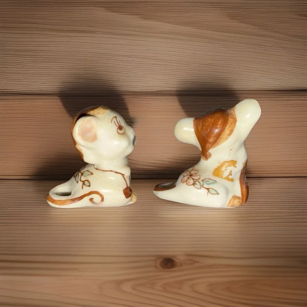 2 Mini Mice Figures Ceramic Vintage Miniature 1